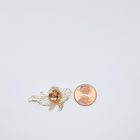 Girl on a whale enamel pin - Picture 2 of 2